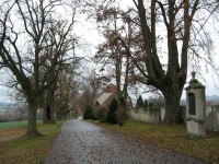 KŘÍŽOVÁ CESTA NAD RADOMYŠLÍ