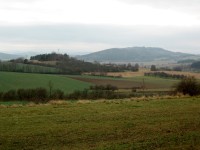 VÝHLED OD KOSTELA SV. JANA KŘTITELE NAD RADOMYŠLÍ