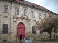 Nad Metují Police dvě muzea a krásná radnice