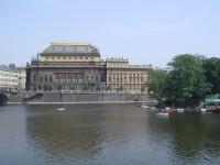Národní divadlo - pohled ze Střeleckého ostrova