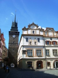 Pardubice-Zelená brána z Pernštýnského náměstí-Foto:Ulrych Mir.