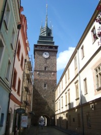 Pardubice-Zelená brána z Pernštýnského náměstí-Foto:Ulrych Mir.
