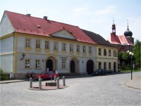 Železnice-Vlastivědné muzeum a kostel sv.Jilji-Foto:Ulrych Mir.