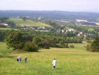 Roudno-horní část obce z cesty na sopku Velký Roudný-Foto:Ulrych Mir.
