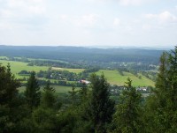 Roudno s osadou Volárna ze svahu Velkého Roudného-Foto:Ulrych Mir.
