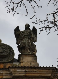Areál kostela sv. Václava se hřbitovem