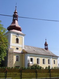 Mlázovice - Kostel Nejsvětější Trojice