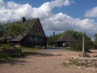 Na nejvyšší vrchol východní části saských Krušných hor.