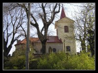 kostel v obci