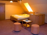 Cyklisté vítáni - Garni Hotel 1. Plavební