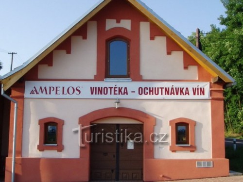 Inf. centrum s vinotékou Ampelos