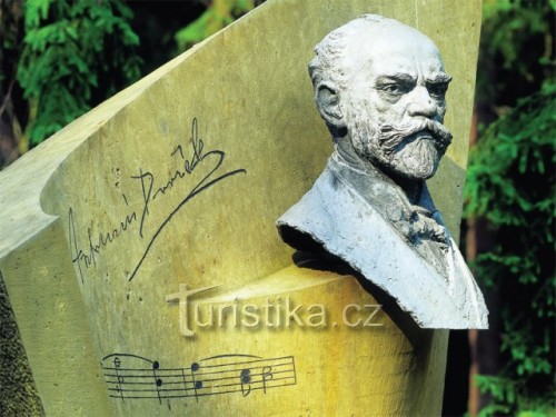Památník Antonína Dvořáka