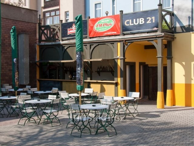 21 club & restaurant