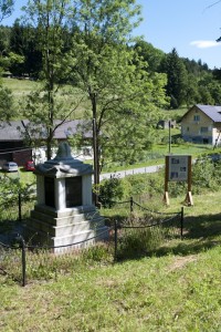 Dolní Údolí - pomník padlých