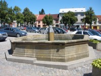 Valašské Klobouky -kašna