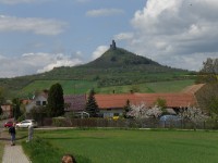 cesta k hadu Házmburk (ze stanice Slatina)