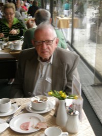 doyen cestovatelů,Dr.Miloslav Stingl