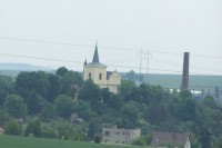 18.Přiblížení kostela-je opar...