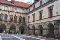 14. Nádvoří zámku