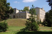 Chyše, zámek