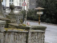 pod oborou ve vesnici