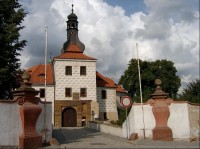 Brána: brána do zámku