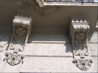 Detail zdobené fasády