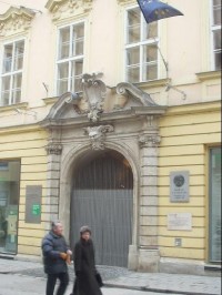 Schrattenbachův palác - vstup