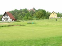 golfové hřiště pod hradem