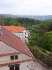 pohled z věže do parku