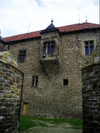 Budyně, exteriér, arkýř