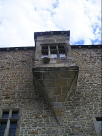 Budyně, arkýř
