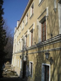 Dolnokrčský zámek