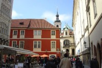 Karlova ulice: Dům U zlatého hada