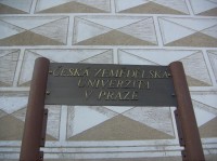 Zámek - informační tabule ČZU