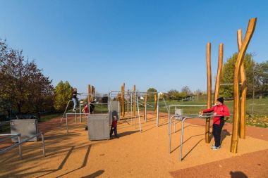 Parkourové hřiště, a href=